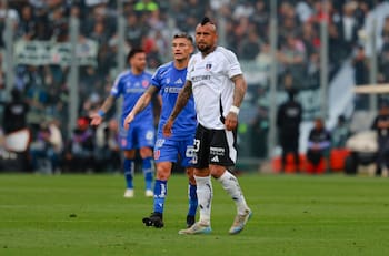 Arturo Vidal le manda candente mensaje a Charles Aránguiz: “Nunca la tocó”