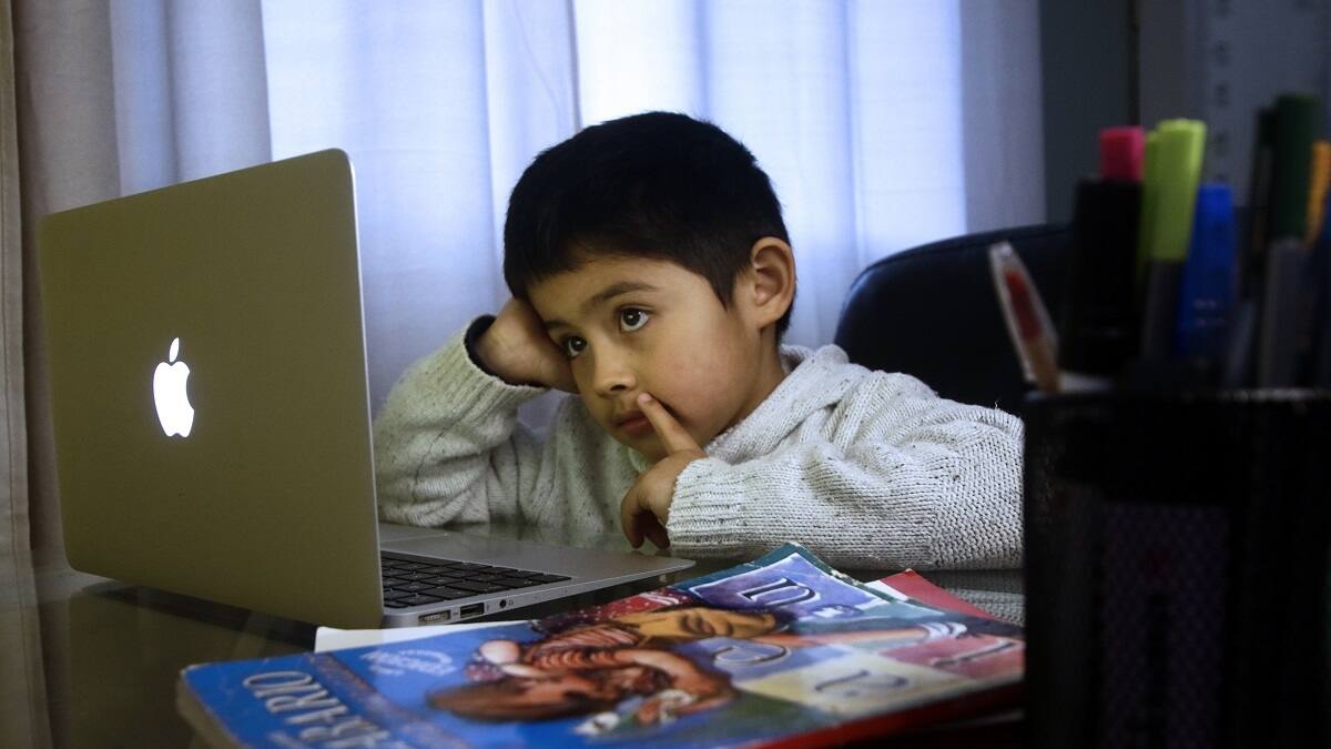 Unesco y la vuelta a clases presenciales: "Es urgente, muchos niños en condiciones vulnerables se están quedando atrás"