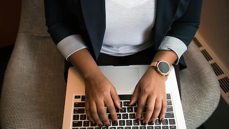 FOSIS busca trabajadores y ofrece sueldos desde $809.000