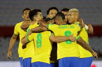 Brasil derrotó a Uruguay y mantiene paso perfecto en las Eliminatorias