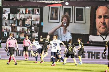 Clubes y CDF enfrentados por la "publicidad virtual" ante retorno del Campeonato Nacional