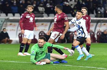 “Entra y arregla las cosas”: medios italianos vuelven a enamorarse de Alexis Sánchez tras su gol en el empate de Inter de Milán