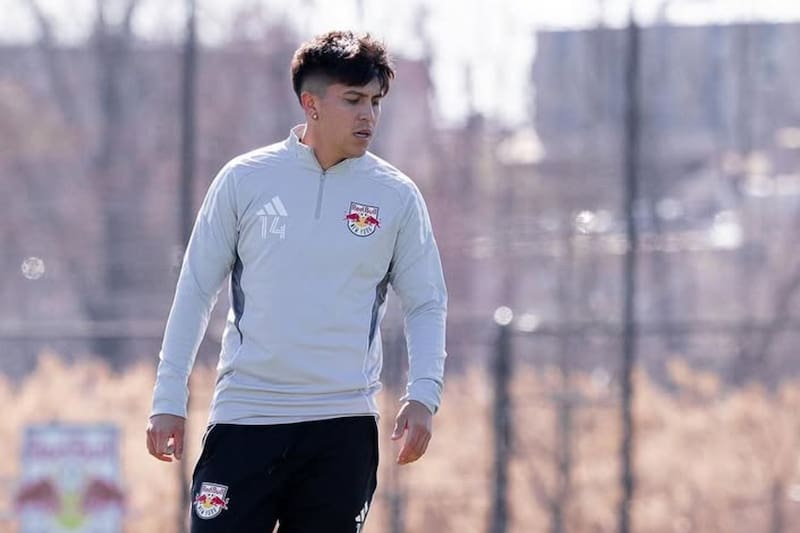 ya entrena con New York Red Bulls. Foto: @shelomorales_14