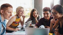 Histórica universidad chilena presenta dos nuevas carreras: están enfocadas en tendencias actuales