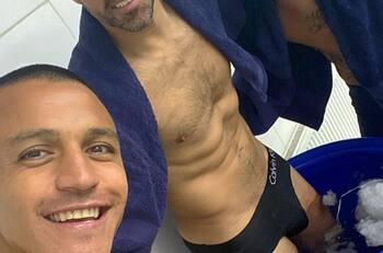 ¿Dónde se metieron? Alexis Sánchez mostró qué hizo con Claudio Bravo tras triunfo de La Roja