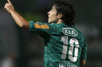 La fuerte acusación del entrenador de Palmeiras contra Jorge Valdivia