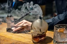 Conoce el primer bar speakeasy de Chile: está oculto en Santiago y solo se entra con una contraseña