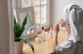 ISP emite alerta y advierte por comercialización de productos cosméticos sin registro sanitario