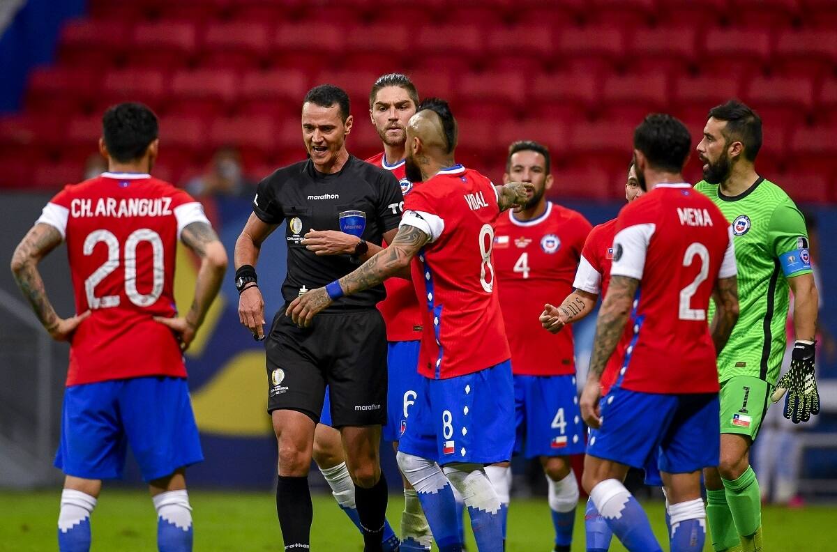 Así fue el debate del VAR en el penal no cobrado a La Roja en Copa América ante Paraguay