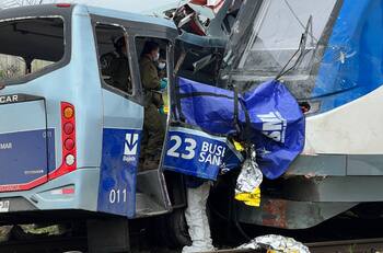VIDEO: Impactante registro del choque entre el Biotrén y el bus en San Pedro de la Paz