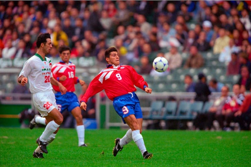 Partido jugado en Hong Kong, en preparación para Francia 98. Foto: Partidos de La Roja.