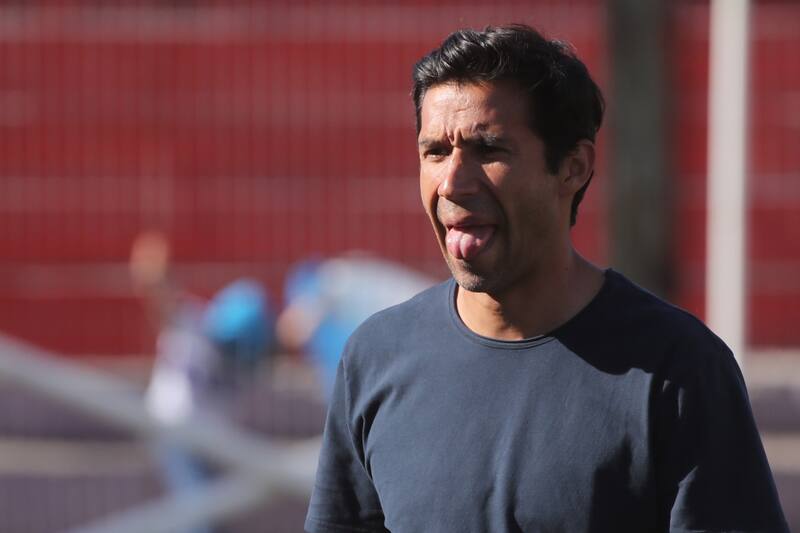 , entrenador de la Universidad Católica. Foto: Agencia Aton.