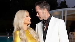 Paris Hilton muestra por primera vez a su hija London