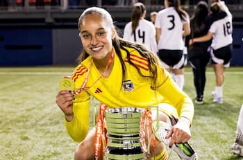 Ganó cuatro títulos en Colo Colo y hoy dijo adiós por redes sociales: “Fue un sueño cumplido”