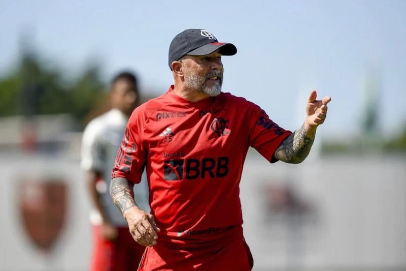 El entrenador argentino Jorge Sampaoli aún no logra encontrarle la vuelta al Flamengo. (Foto: @Flamengo)