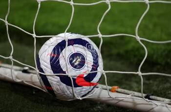 ¿Cuáles son las aplicaciones más baratas para ver fútbol online en Chile?