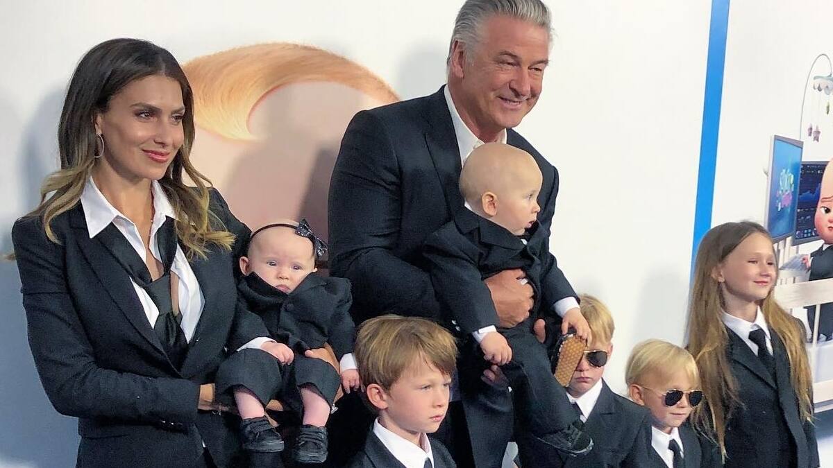 Hasta Fernanda Urrejola le respondió: Esposa de Alec Baldwin envió triste mensaje a víctimas del accidente de "Rust"