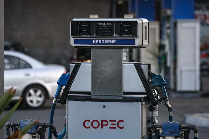 ENAP confirmó histórico aumento en el precio de los combustibles. Foto: Agencia Aton.