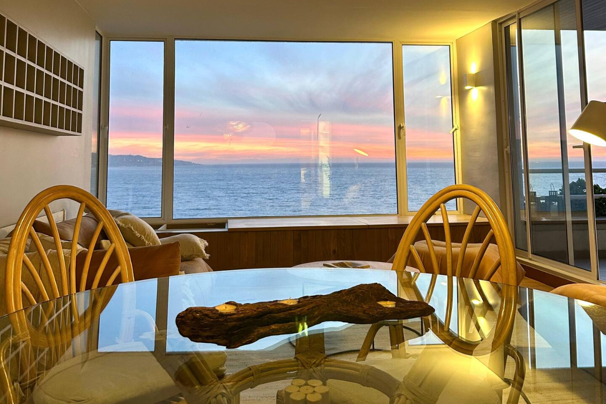 La ciudad se llenará de visitantes, quienes acuden a ver el show de fuegos artificiales que se realizará en la zona costera de la ciudad. Créditos: Airbnb.