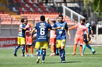 VIDEO: La U de Conce le dejó impecable el camarín a Cobreloa tras golearlos en Calama