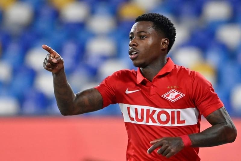 El está involucrado en dos investigaciones en Países Bajos