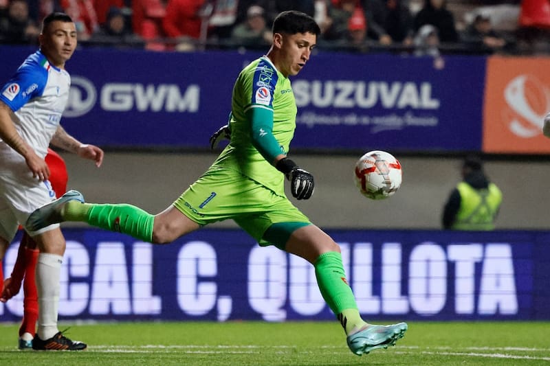 pasó de suplente a figura en Unión La Calera.