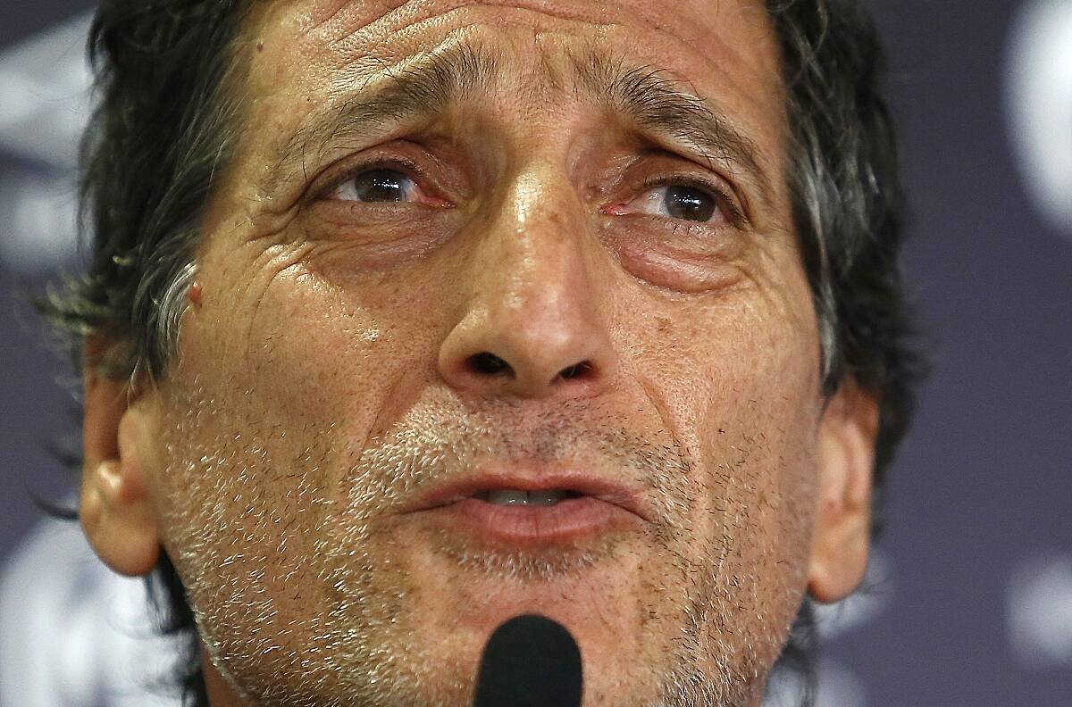 Limpieza total: Alianza Lima ahora despidió al dirigente que llevó a Mario Salas a Perú
