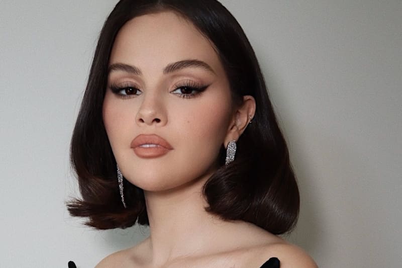 La cantante anunció la llegada de sus productos a nuestro país en los próximos días.