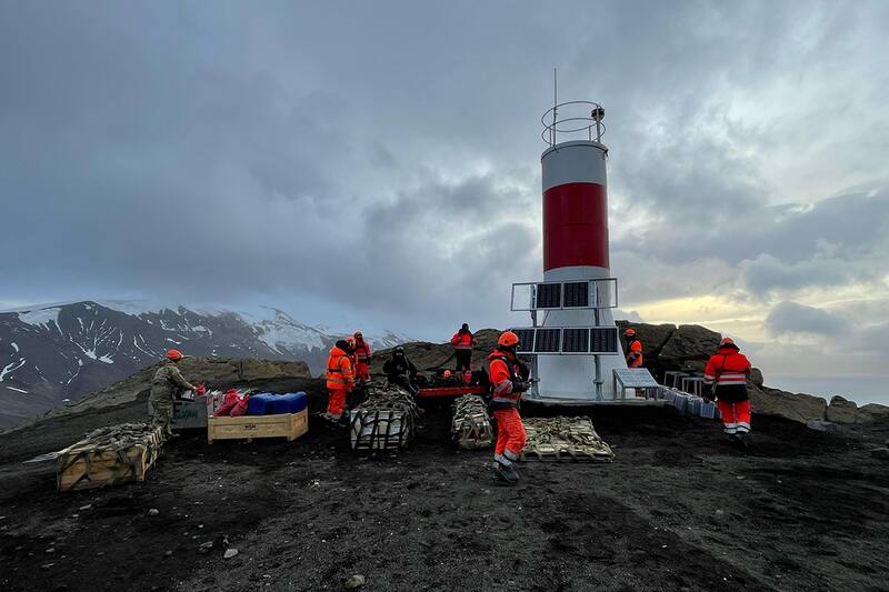 está ubicado en el peñón sur de la remota Isla Decepción. Créditos: Cedida.