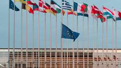 Uno de los países más ricos de Europa ofrece $54 millones a quien pueda solucionar problema en sus lagos