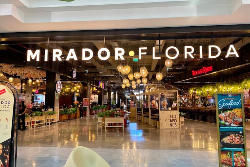 El nuevo recinto de la capital ofrece diversas experiencias gastronómicas. Foto: Cenco Malls.