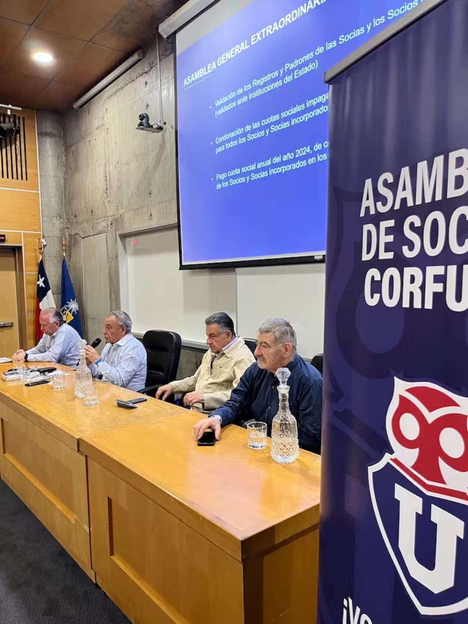 Corfuch festejó el retorno de su personalidad jurídica.