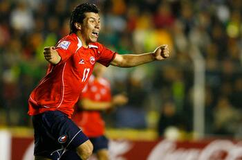 Gary a la altura: A 12 años del debut goleador de Gary Medel en la Selección