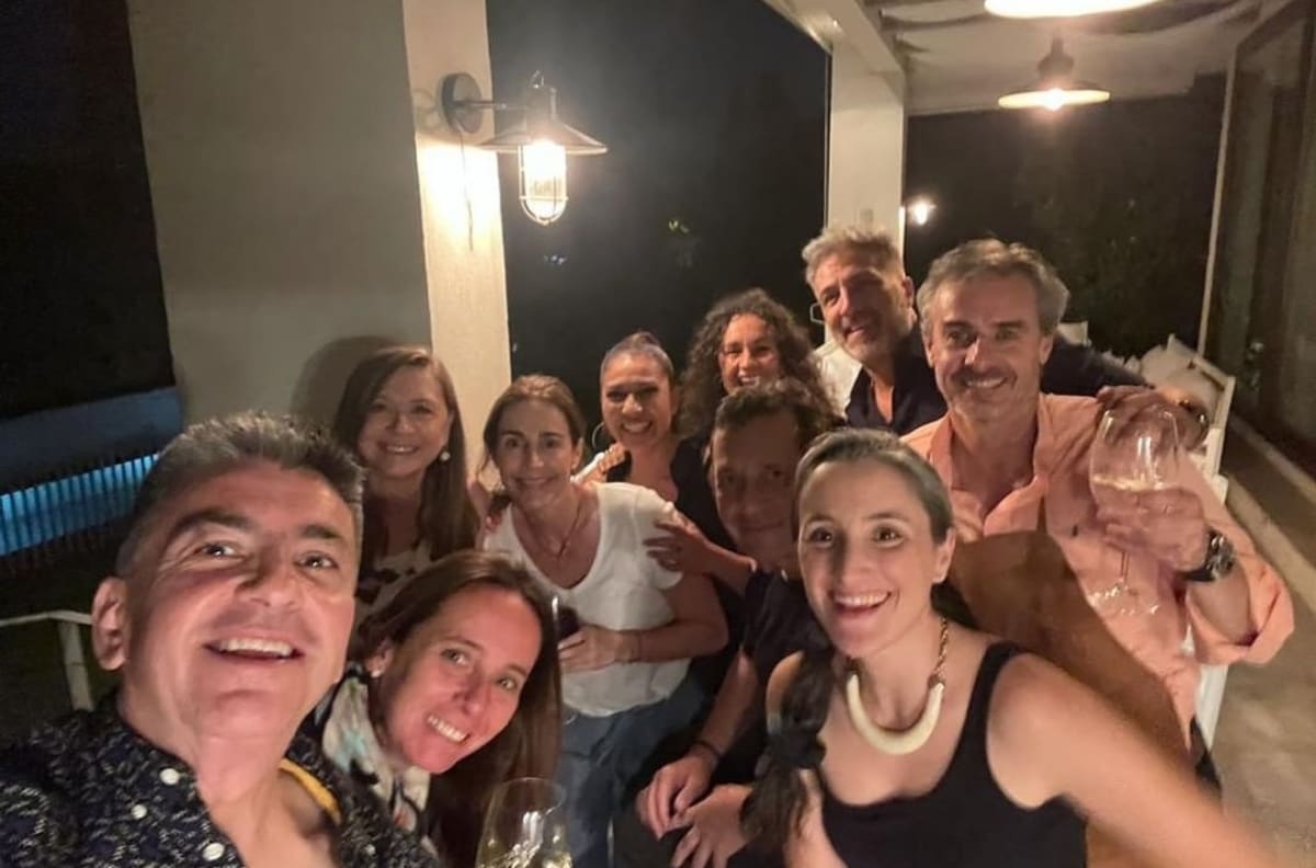 Con Margot Kahl, Germán Valenzuela y Bárbara Rebolledo: Ex miembro del “Buenos días a todos” se reunieron en carrete de siete horas