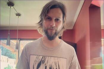 "Necesito apagar a esta niña": Jean Philippe Cretton y su tierno reclamo a Moana por sus vacaciones