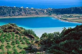 Niña de 11 años contrae gonorrea tras bañarse en una piscina termal