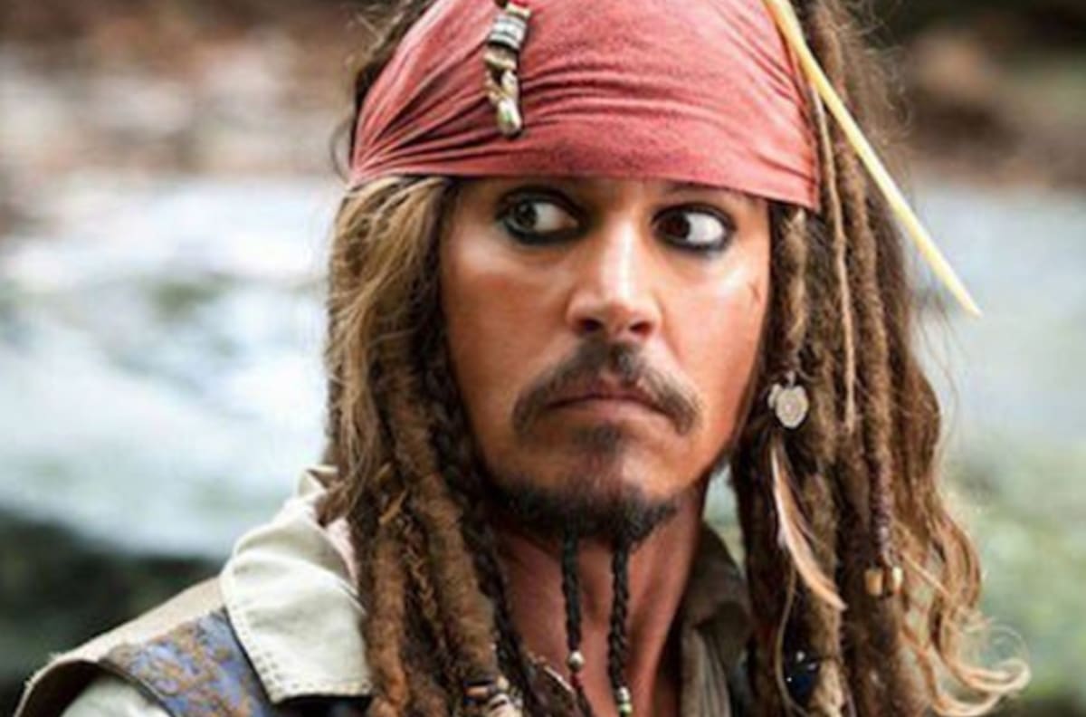 Ex trabajador de Johnny Depp revela que actúa como Jack Sparrow en la vida real