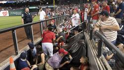 VIDEO: ¡Pánico total! Desalojan partido de béisbol en Estados Unidos por tiroteo que dejó cuatro heridos