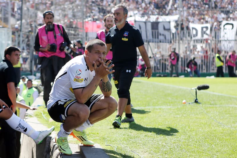 Torneo Clausura 2014 y el volante argentino conseguirá en Colo Colo un holgado título.