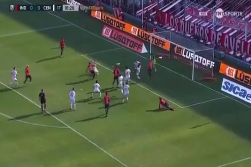 dio una asistencia en el primer gol de Independiente ante Rosario Central.