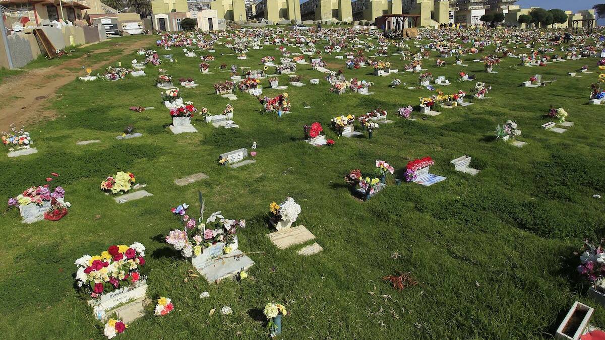 Cementerios: consulta cuáles son los recintos que abrirán en Fase 3 y cuáles son los horarios
