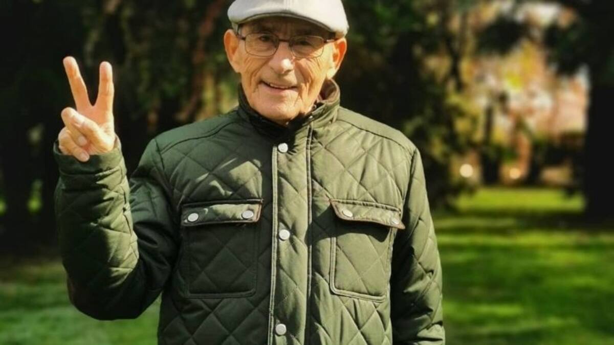 "Un gran agrado estar con ustedes": El inesperado encuentro de Sergio Chamy y dos de las protagonistas de documental "La Once"
