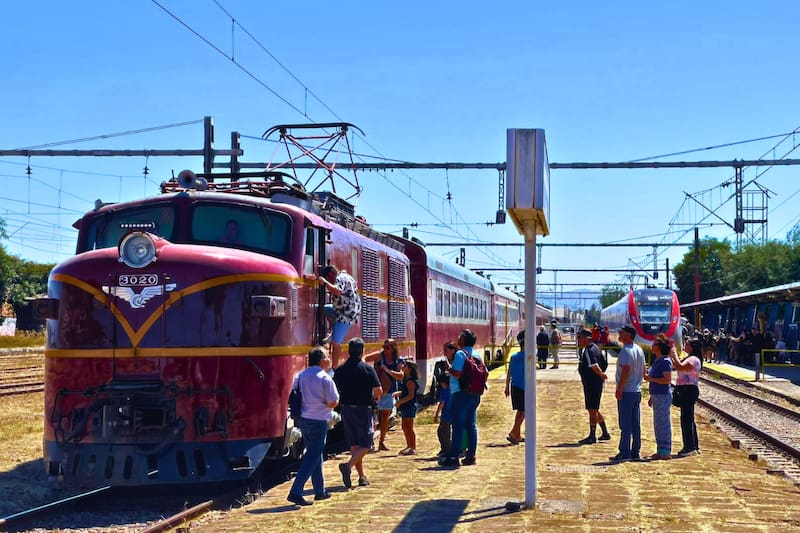 El clásico tren conectará Santiago con una fiesta única en plena temporada de vendimias. Créditos: Chile Es Tuyo.