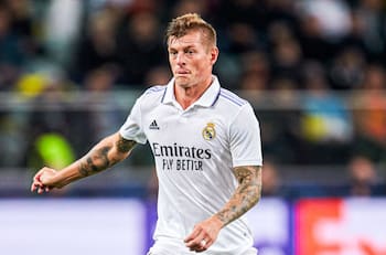 Desde N'Golo Kanté hasta Toni Kroos: Las 20 figuras que quedan libres en enero en el fútbol europeo