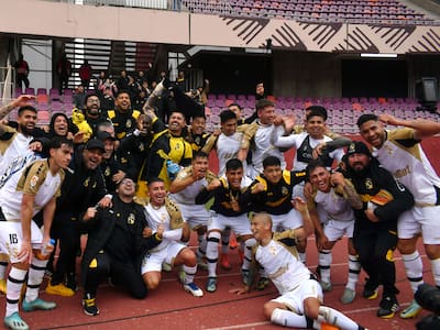 Se fue de Colo Colo en silencio y ahora toma protagonismo en el puntero del fútbol chileno