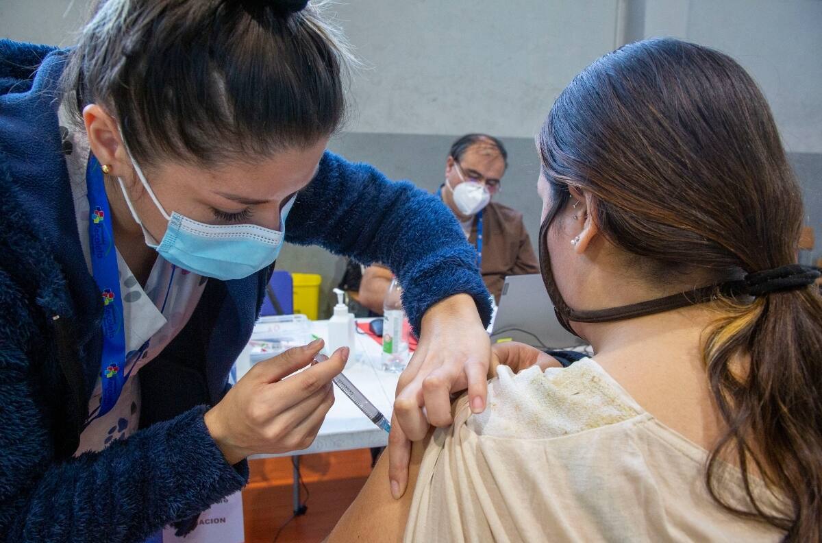 Pase de Movilidad Covid: Colegio Médico rechazó medida por ser un mensaje contradictorio