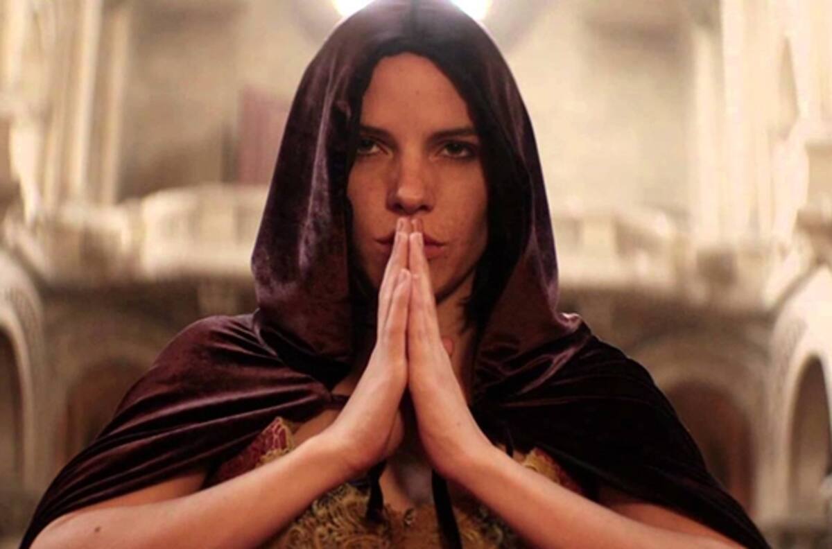 Luciana Echeverría detalla extrañas situaciones que vivió al grabar "La Poseída": "Yo venía de hacer una escena similar"