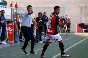Víctor Rivero busca tumbar a otro grande del fútbol chileno: “Entendemos la situación de U. de Chile”