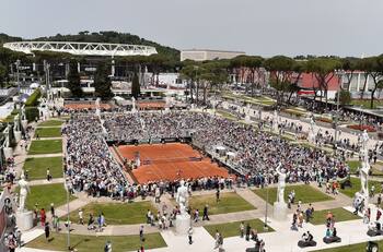 Tenista chileno volverá al ranking ATP tras lograr un importante triunfo en el Masters 1000 de Roma