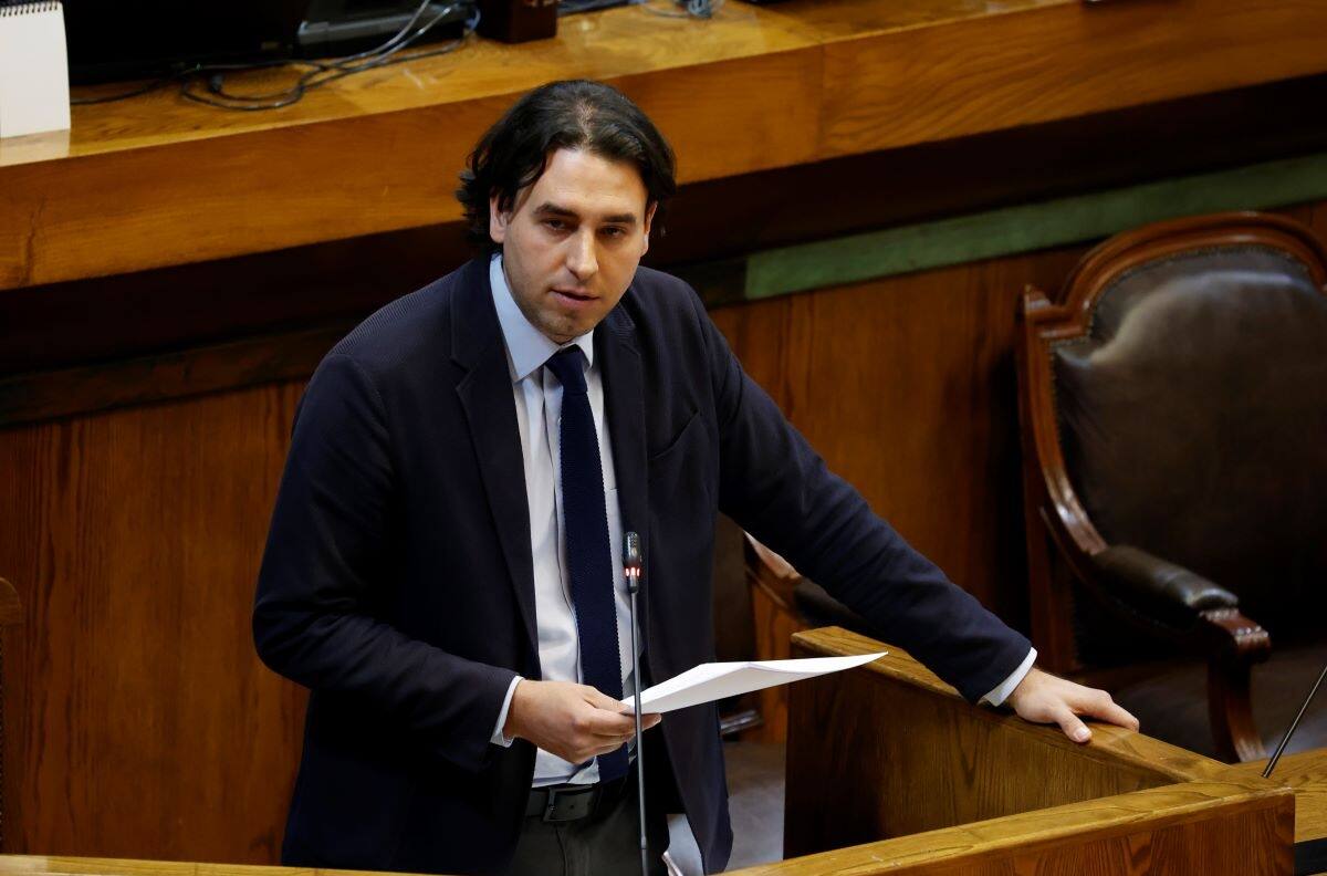 VIDEO | Vlado Mirosevic fue interrumpido en su primer discurso como presidente de la Cámara de Diputados y Diputadas